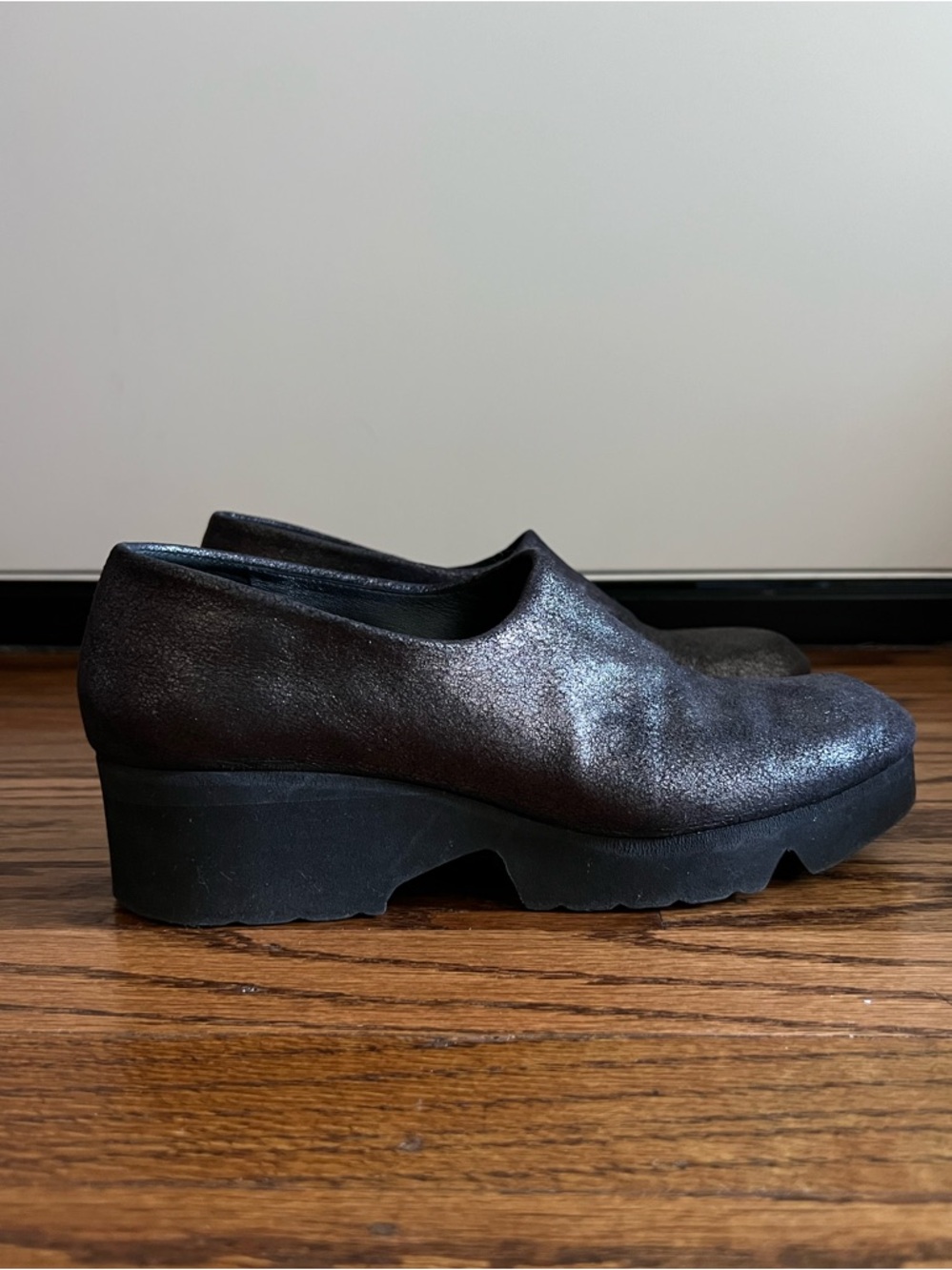 Thierry Rabotin Dreamy Black Microfiber slip on clog platform 38.5